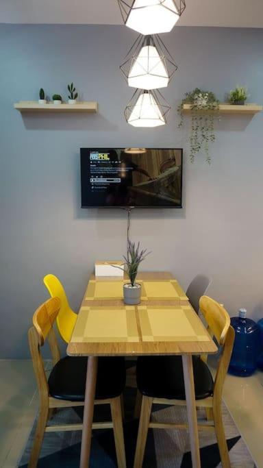 The Fika Room Near Mnl Airport - Scandi Studio Unit With Fast Wi-Fi & Netflix - Read Full Property Desc Before Booking マニラ市 エクステリア 写真